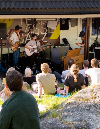 Hagekonsert med Daniela Reyes 2022 (foto: Birgit Fostervold)