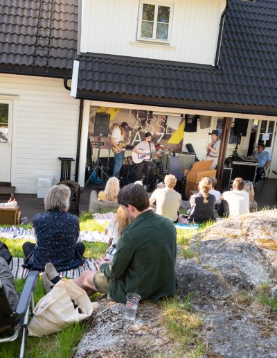 Hagekonsert med Daniela Reyes 2022 (foto: Birgit Fostervold)