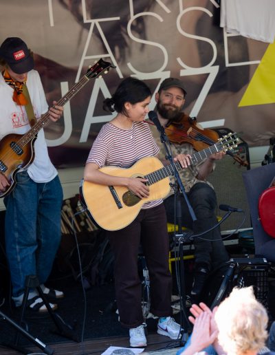 Hagekonsert med Daniela Reyes 2022 (foto: Birgit Fostervold)