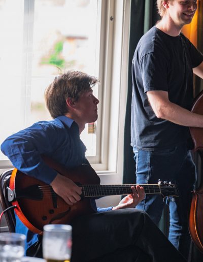 Seniorjazz med Julian Haugland og Iver Cadas (foto: Birgit Fostervold)